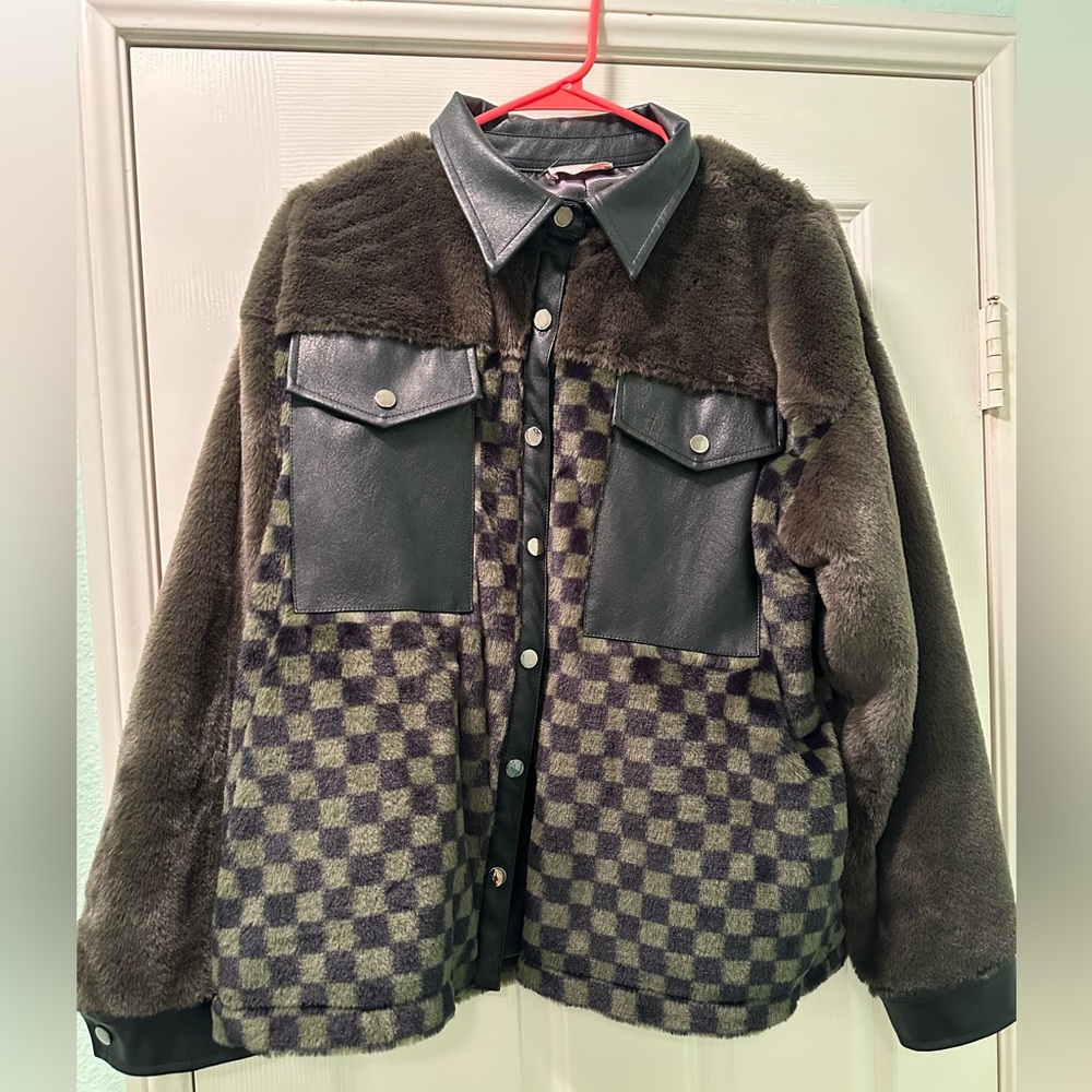 ASCOT & HART CHECKERED JACKET